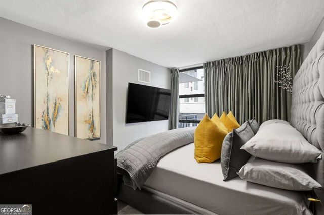 620 Peachtree Street NE 1003, Atlanta, GA 30308