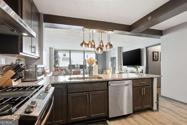 620 Peachtree Street NE 1003, Atlanta, GA 30308