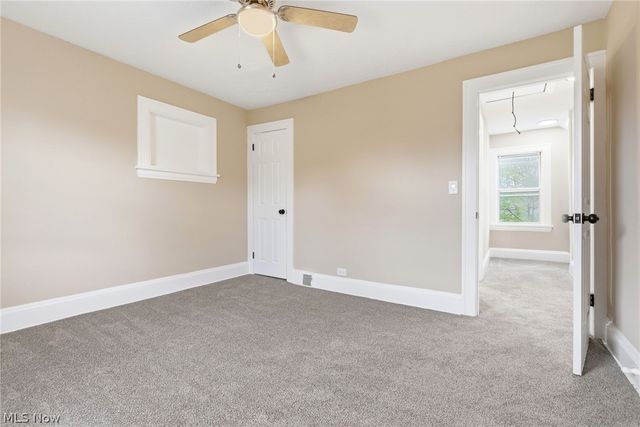 1521 Blossom Park Avenue, Lakewood, OH 44107