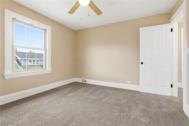 1521 Blossom Park Avenue, Lakewood, OH 44107