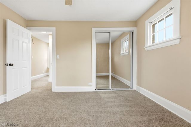 1521 Blossom Park Avenue, Lakewood, OH 44107