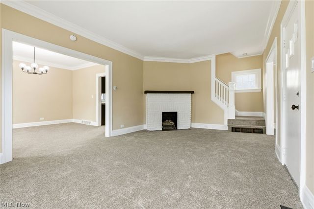 1521 Blossom Park Avenue, Lakewood, OH 44107