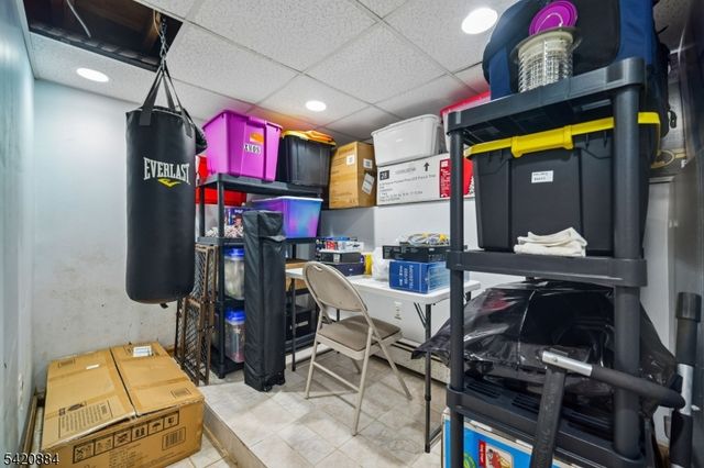 582 Belmont Ave, Haledon Boro, NJ 07508