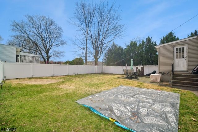 582 Belmont Ave, Haledon Boro, NJ 07508