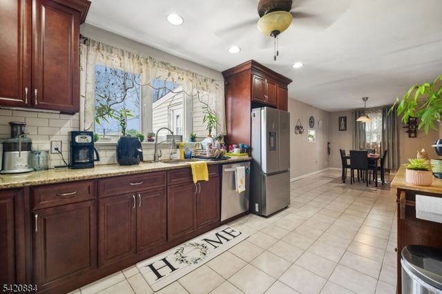 582 Belmont Ave, Haledon Boro, NJ 07508