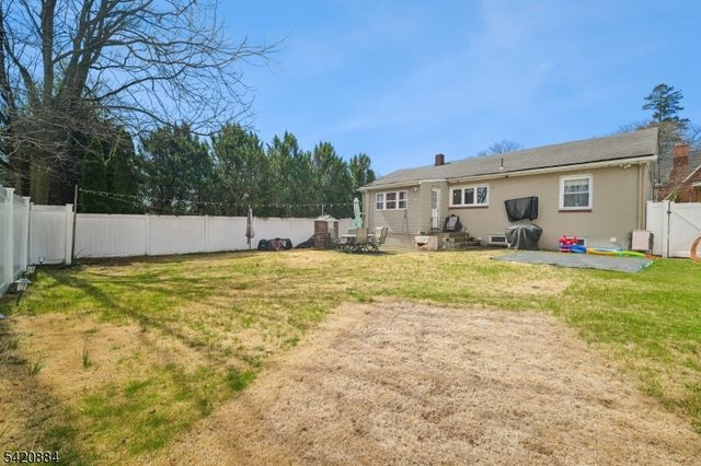 582 Belmont Ave, Haledon Boro, NJ 07508