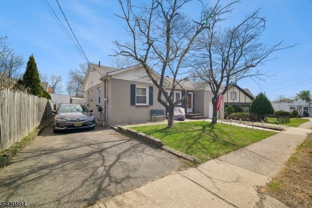 582 Belmont Ave, Haledon Boro, NJ 07508