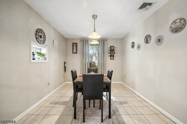 582 Belmont Ave, Haledon Boro, NJ 07508