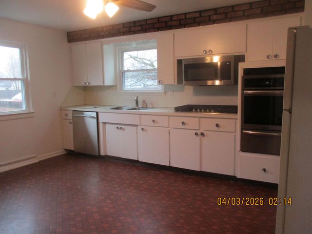 414 Cambridge Street, Bay City, MI 48708