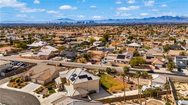 683 Vermeer Street, Las Vegas, NV 89110
