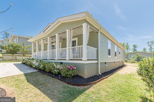 26 Hillandale Street, Newnan, GA 30263