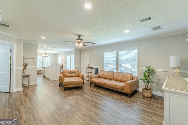 26 Hillandale Street, Newnan, GA 30263