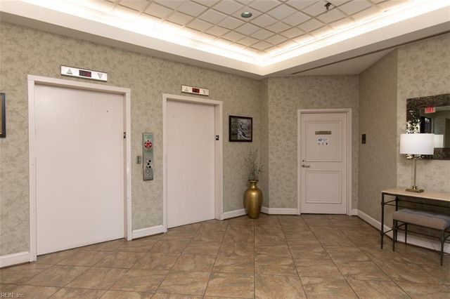 7501 River Rd Apt 17C, Newport News, VA 23607