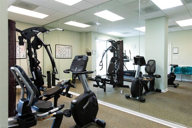 7501 River Rd Apt 17C, Newport News, VA 23607