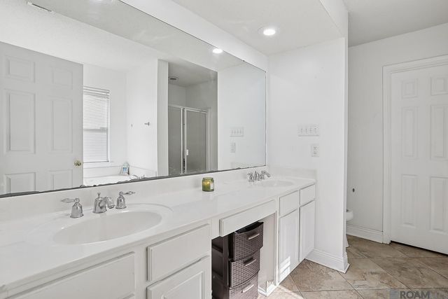 11075 S Bayou View Dr, Gonzales, LA 70737