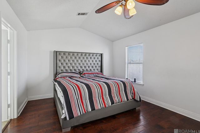 11075 S Bayou View Dr, Gonzales, LA 70737