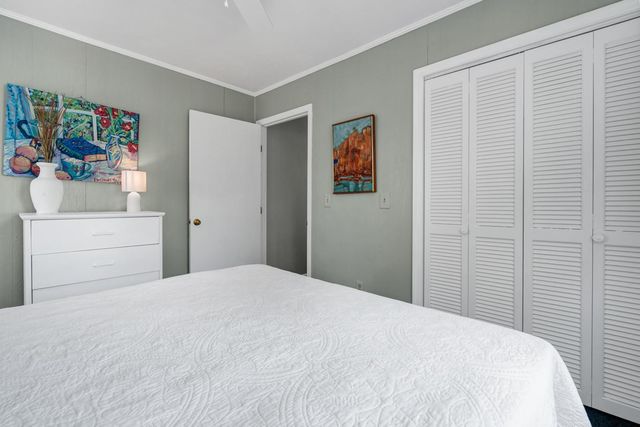 111 Palmetto Boulevard, Edisto Beach, SC 29438