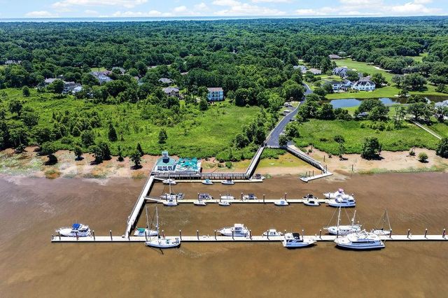30 Prestwick Dr., Pawleys Island, SC 29585