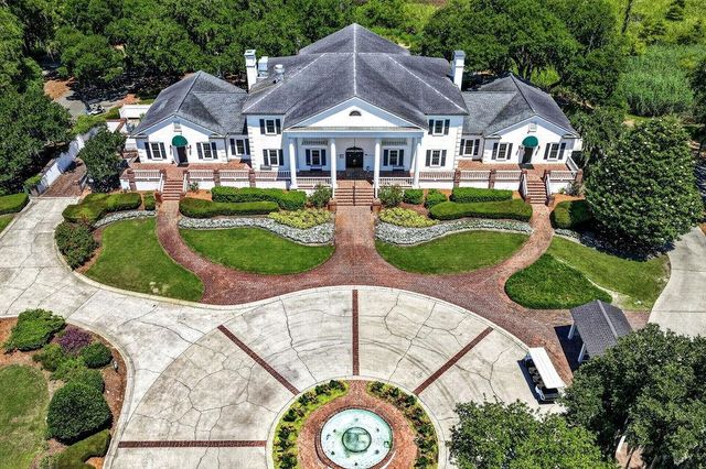 30 Prestwick Dr., Pawleys Island, SC 29585