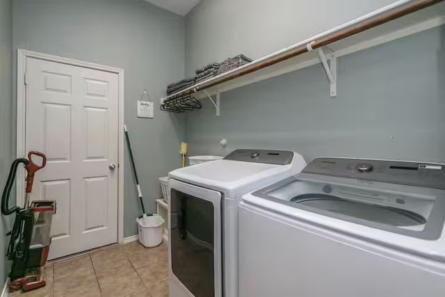 2615 Fox Creek Trail, Arlington, TX 76017