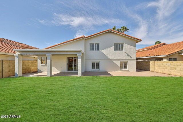 7633 W KRISTAL Way, Glendale, AZ 85308