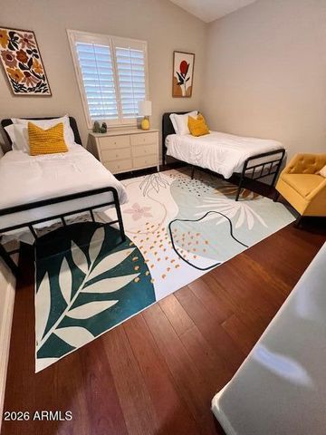 7633 W KRISTAL Way, Glendale, AZ 85308