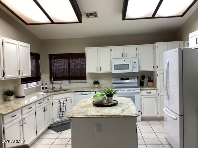 7633 W KRISTAL Way, Glendale, AZ 85308