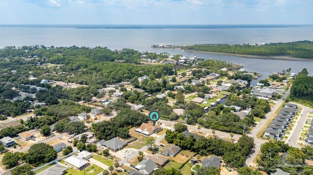 14013 Innerarity Pt Rd, Pensacola, FL 32507