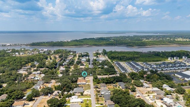 14013 Innerarity Pt Rd, Pensacola, FL 32507