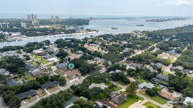 14013 Innerarity Pt Rd, Pensacola, FL 32507