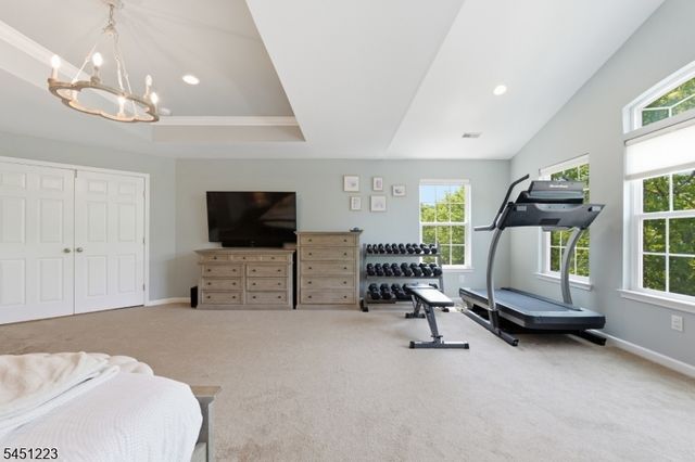 51 Oak Leaf Ln, Tinton Falls Boro, NJ 07712
