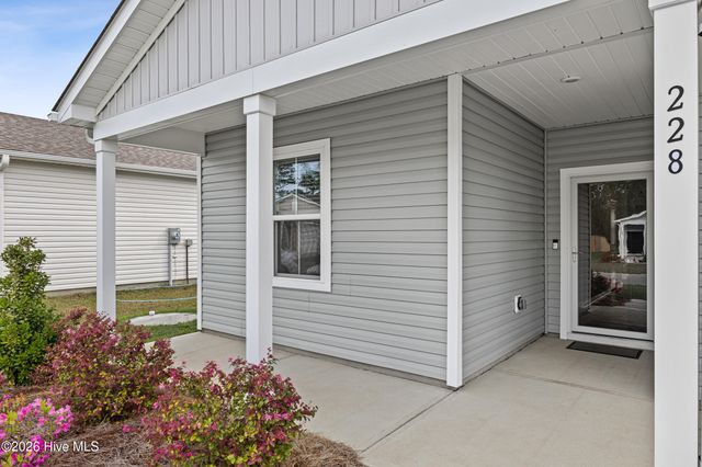 228 Ocean Pointe Boulevard SE 48, Bolivia, NC 28422