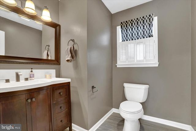 3 HARRISON RD, New Freedom, PA 17349