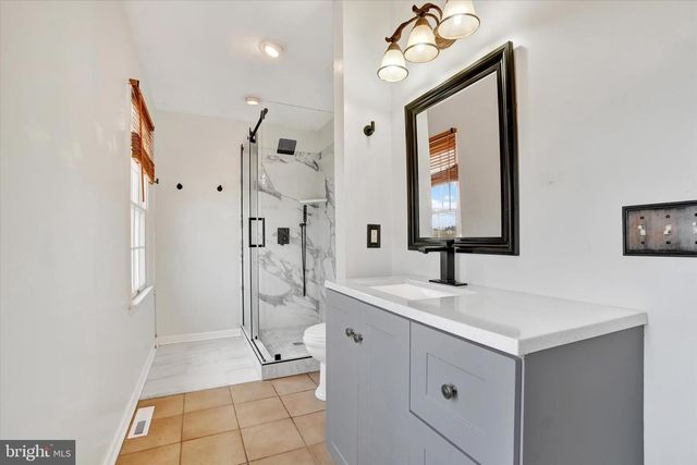 3 HARRISON RD, New Freedom, PA 17349