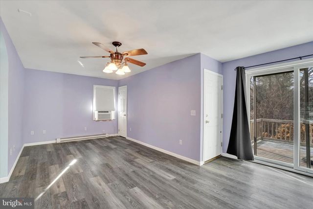 3 HARRISON RD, New Freedom, PA 17349