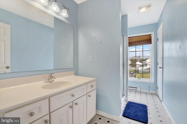 3 HARRISON RD, New Freedom, PA 17349