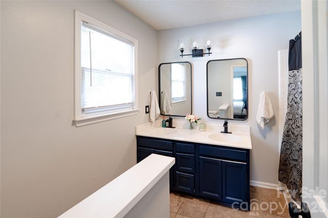 3100 Wellhouse Court, Charlotte, NC 28210