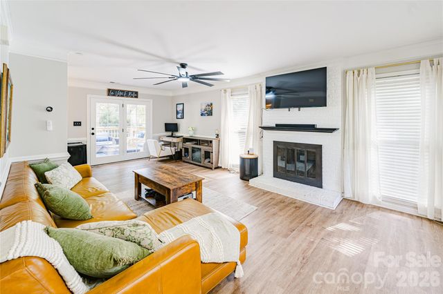 3100 Wellhouse Court, Charlotte, NC 28210