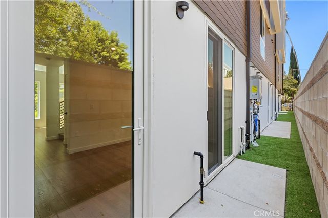 176 N Catalina Avenue 103, Pasadena, CA 91106