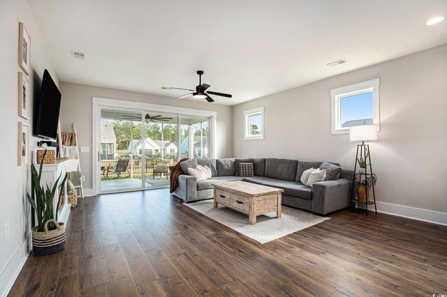 106 Skyler Dayle Dr., Myrtle Beach, SC 29579