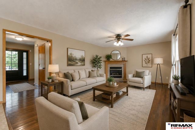 7414 S 48th Street, Lincoln, NE 68516