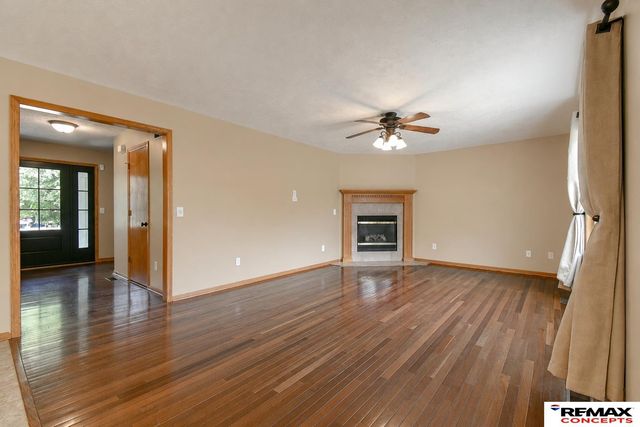7414 S 48th Street, Lincoln, NE 68516