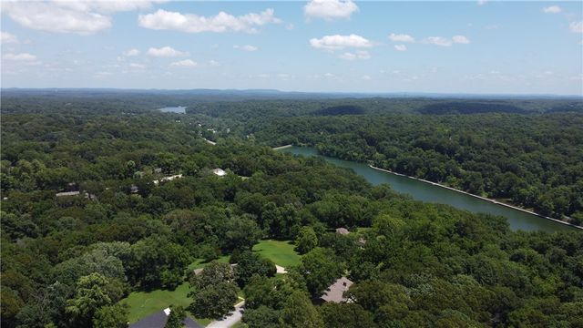 N Lakeview Drive, Rogers, AR 72756
