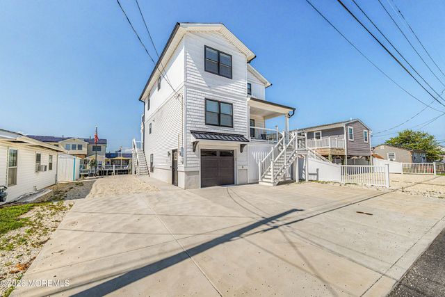6 W Brig Drive, Little Egg Harbor, NJ 08087