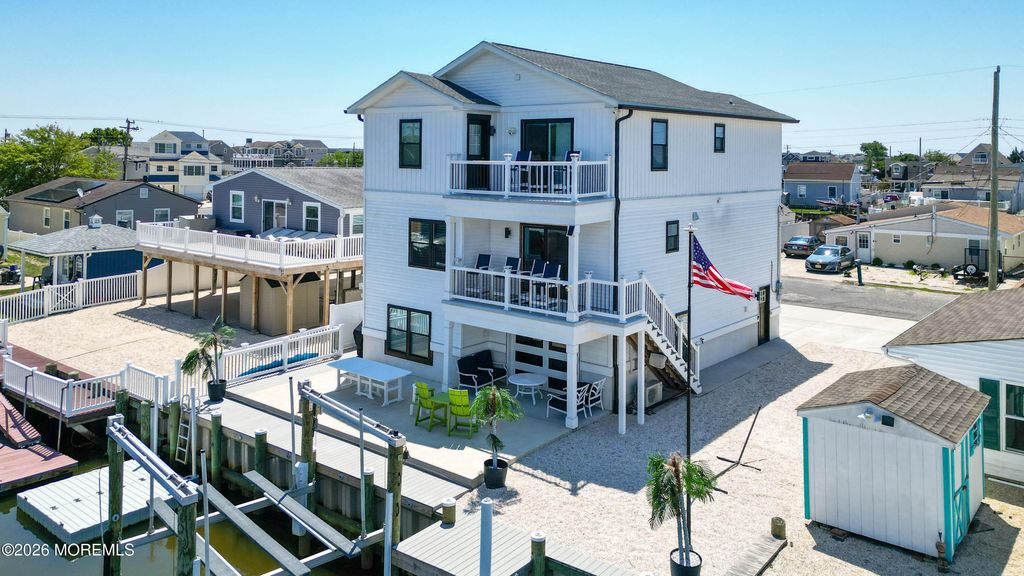 6 W Brig Drive, Little Egg Harbor, NJ 08087