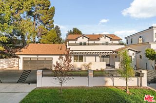 4824 Saloma Avenue, Sherman Oaks, CA 91403