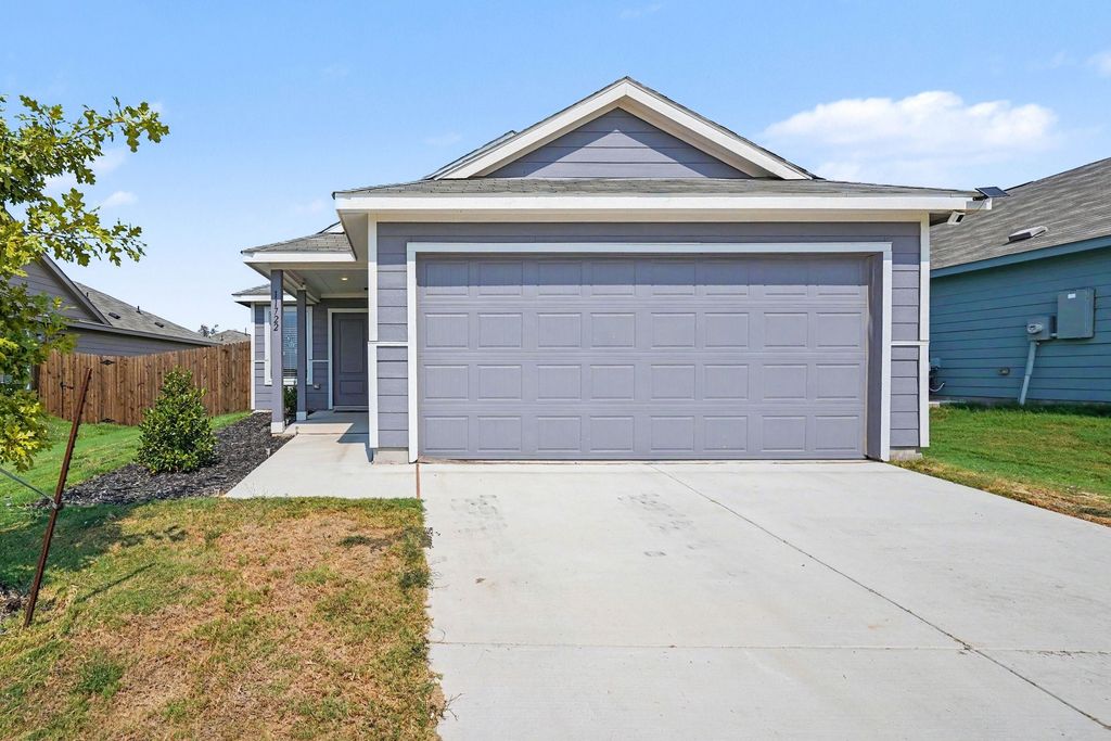 11722 Glorietta Road, Rhome, TX 76078 — exterior