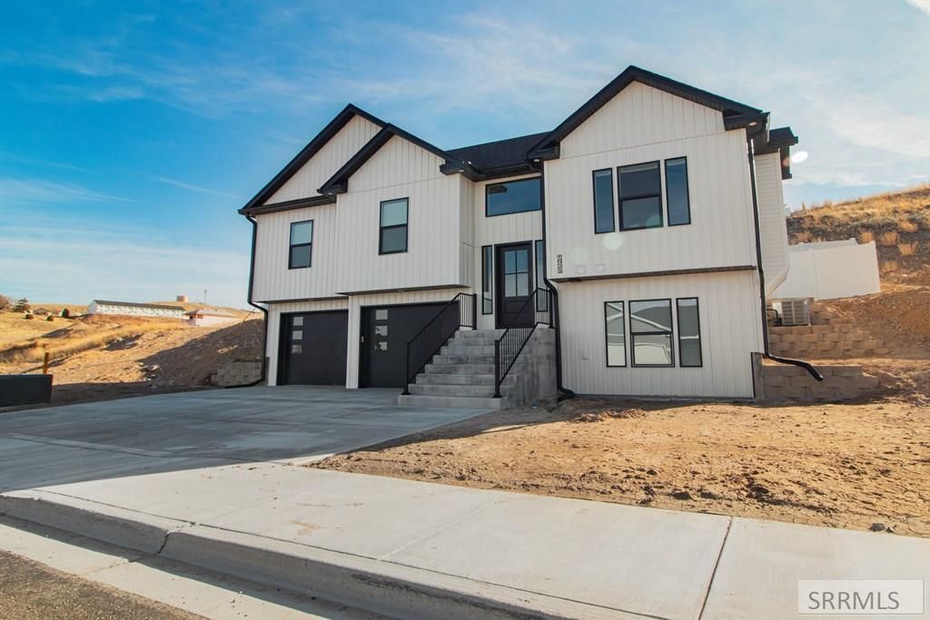 Image 3 of property listing at 1921 Lander Street, Pocatello, ID 83201