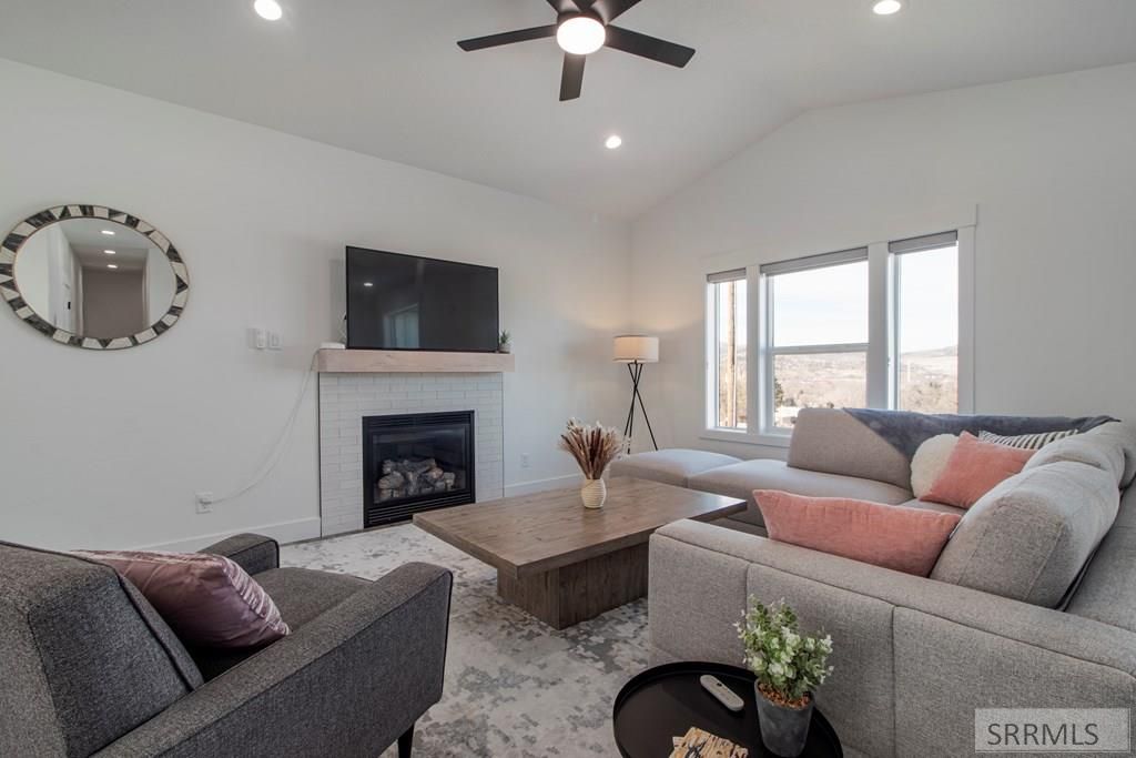 Image 8 of property listing at 1921 Lander Street, Pocatello, ID 83201