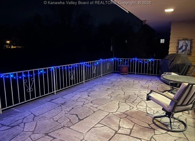 2307 Fairfax Road, South Charleston, WV 25303